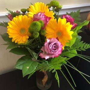 Meet your Posher, Nava